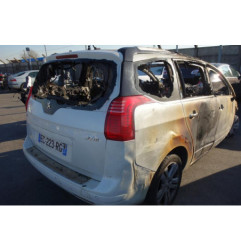 Trappe d'essence PEUGEOT 5008 1