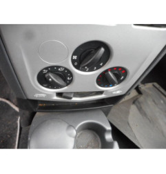 Poignee interieur avant droit DACIA LOGAN MCV 1