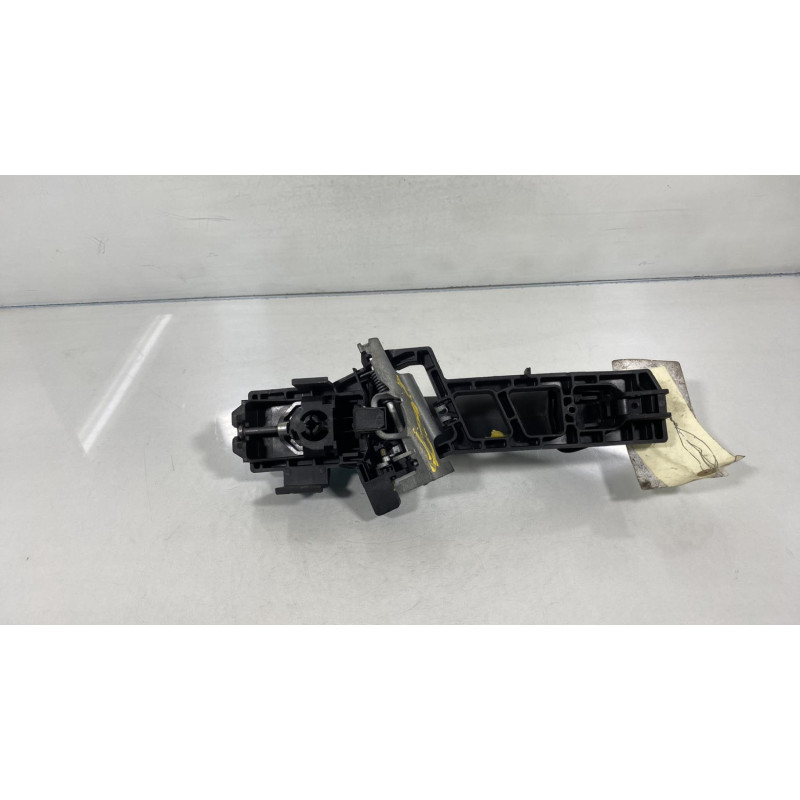 Poignee porte arriere droit FORD FIESTA 6 Photo n°3