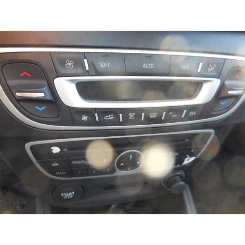 Bras essuie glace avant droit RENAULT MEGANE 3 Photo n°8