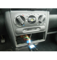 Porte avant droit OPEL TIGRA 1