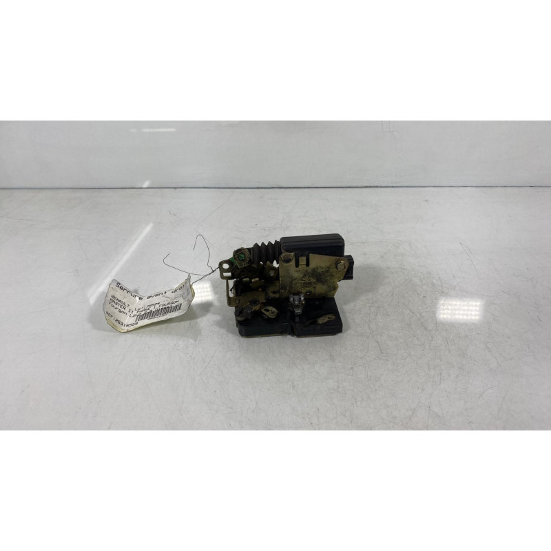 Serrure avant droit RENAULT MASTER 2 Photo n°1