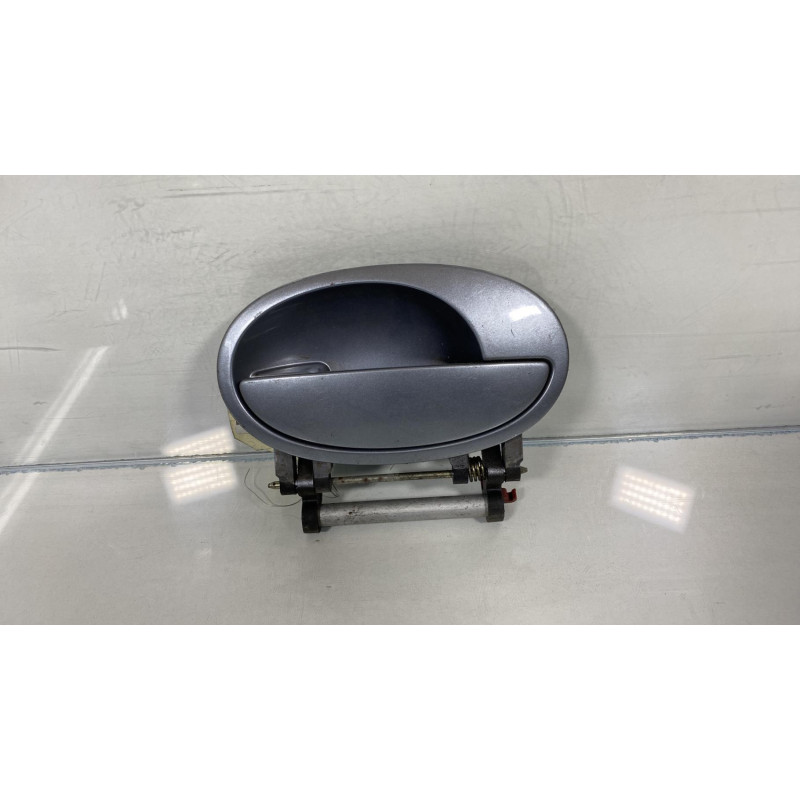 Poignee porte avant droit OPEL MERIVA A Photo n°1