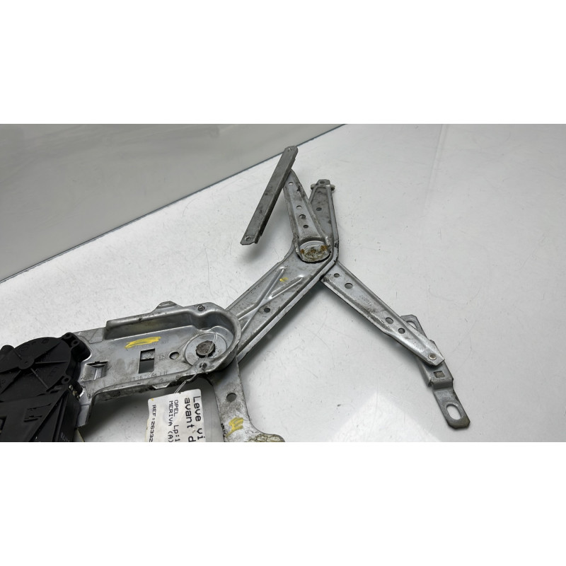 Leve vitre electrique avant droit OPEL MERIVA A Photo n°3