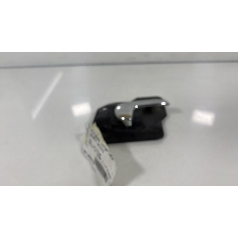 Poignee interieur avant droit OPEL MERIVA A Photo n°1