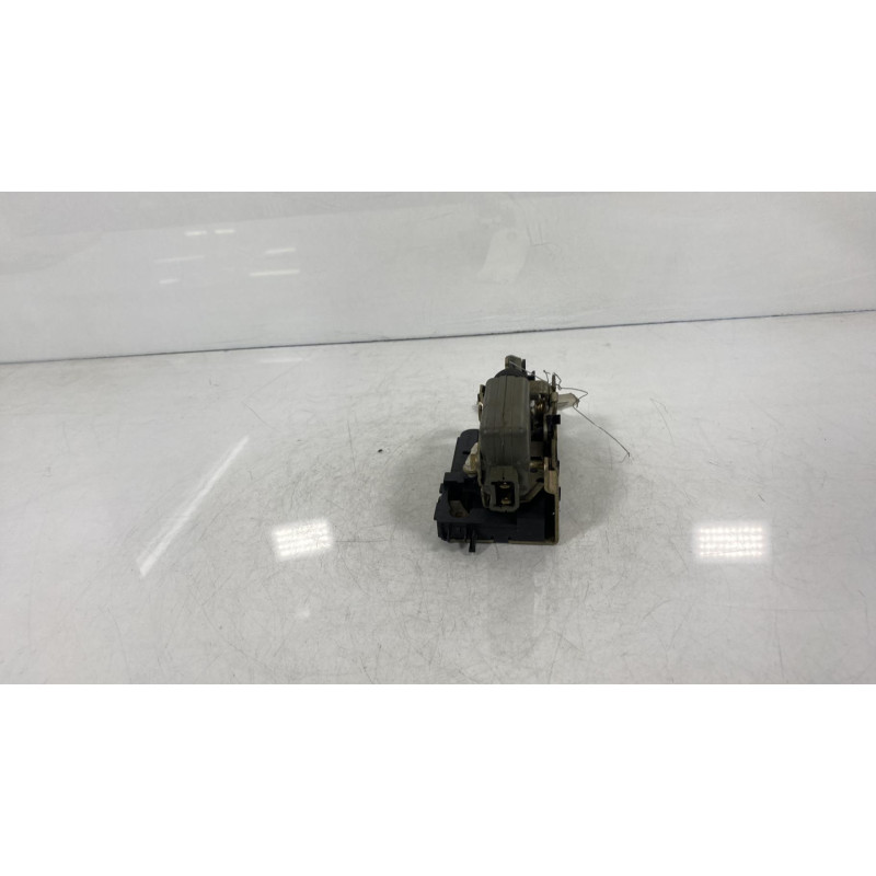 Serrure arriere droit RENAULT CLIO 1 Photo n°2