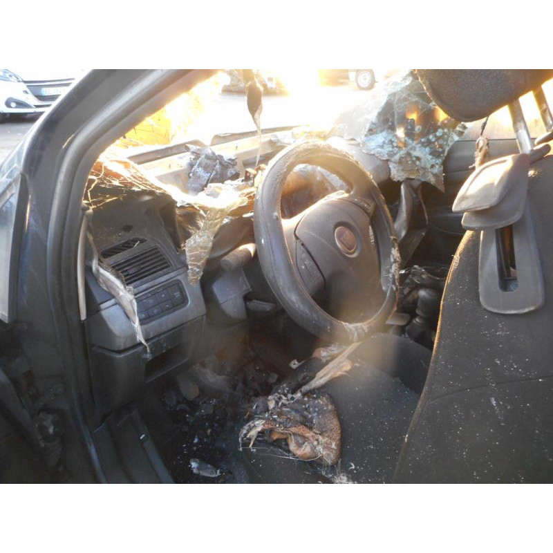 Serrure avant droit FIAT GRANDE PUNTO Photo n°7