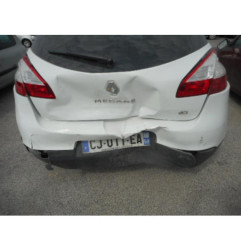 Charniere de porte avant droit RENAULT MEGANE 3