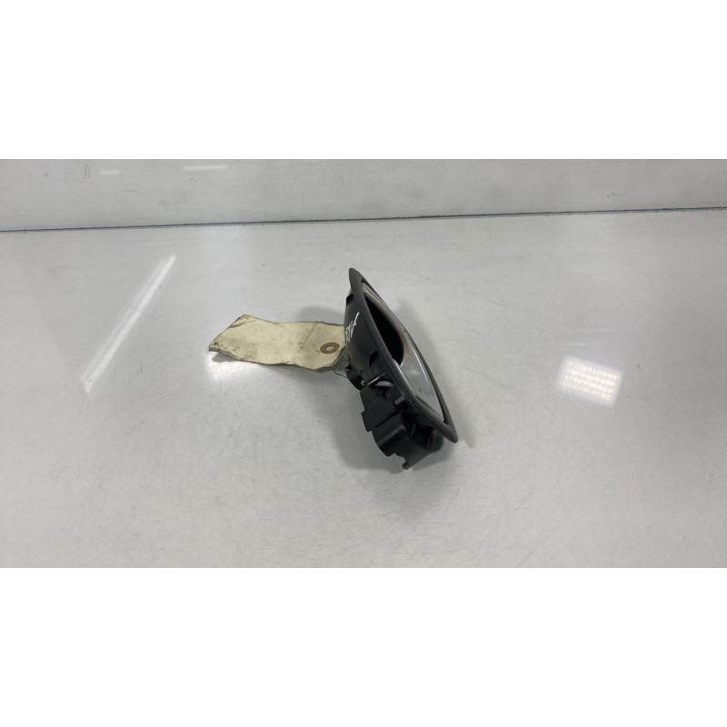 Poignee interieur arriere gauche RENAULT CLIO 4 Photo n°2