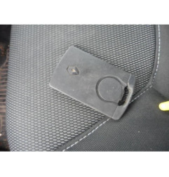 Poignee interieur arriere gauche RENAULT CLIO 4