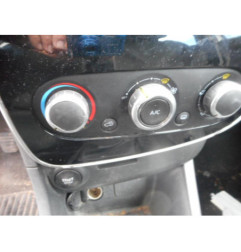 Poignee interieur avant droit RENAULT CLIO 4