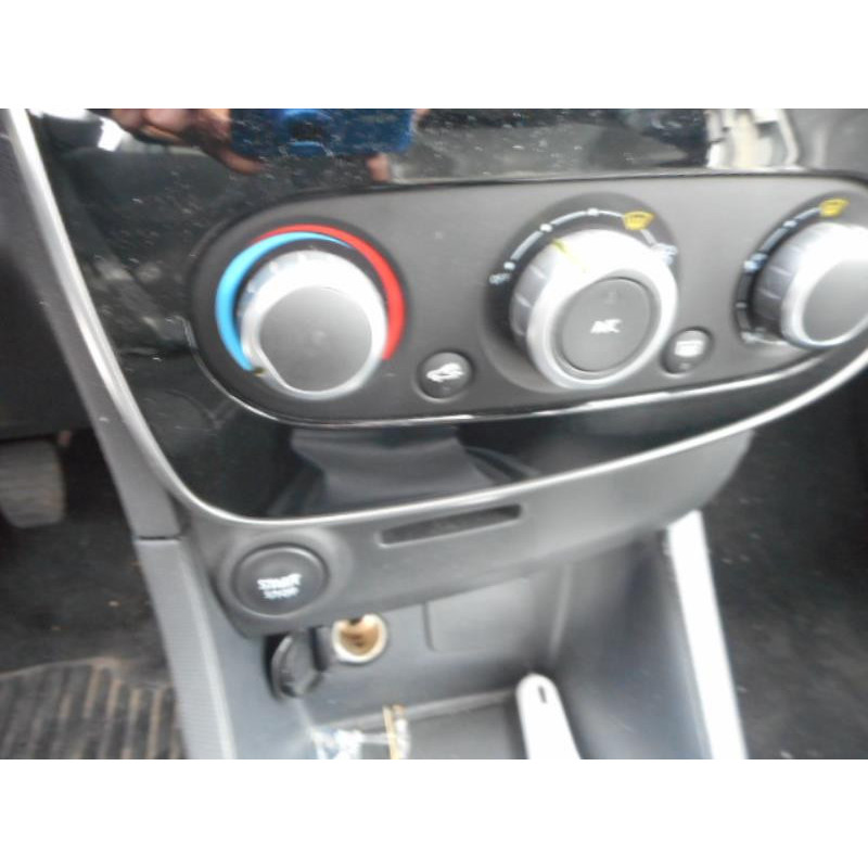 Serrure avant droit RENAULT CLIO 4 Photo n°7