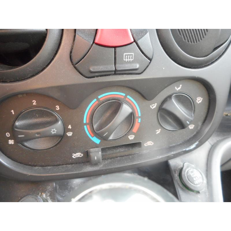 Crosse arriere droit FIAT DOBLO 1 Photo n°9