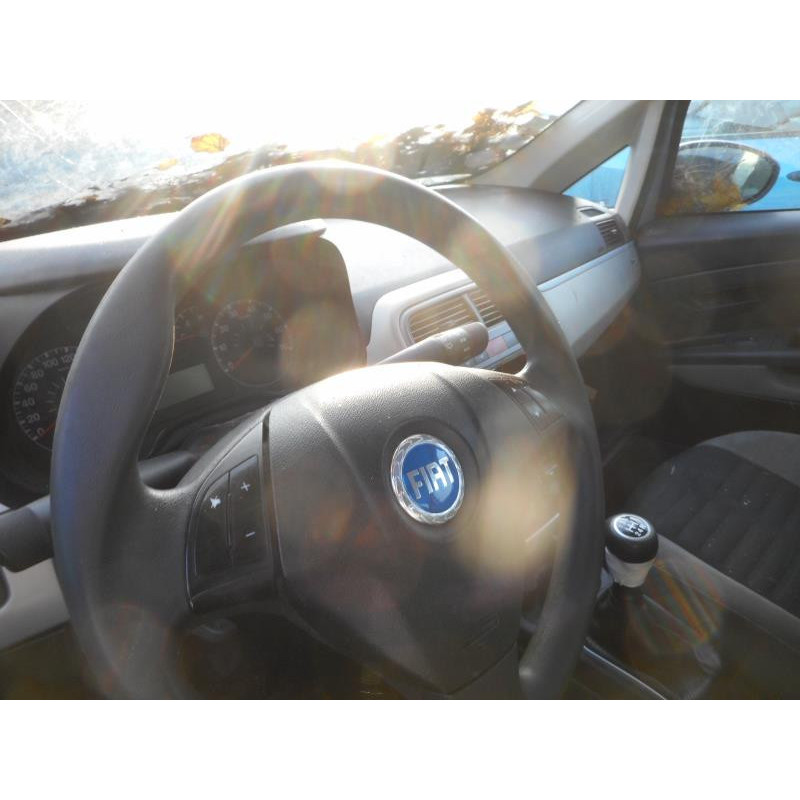 Poignee porte avant gauche FIAT GRANDE PUNTO Photo n°9