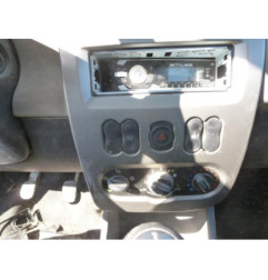 Leve vitre mecanique avant droit DACIA SANDERO 1