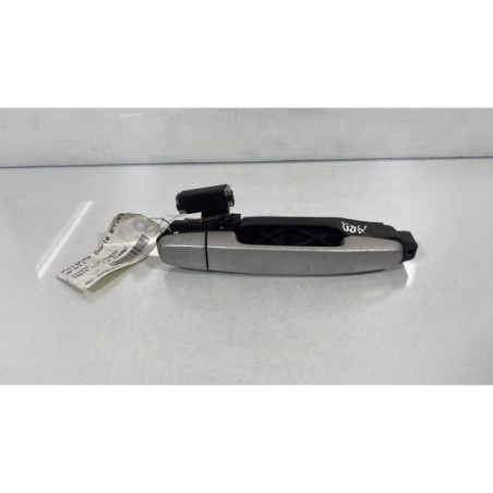 Poignee porte arriere droit TOYOTA YARIS 2 Photo n°1