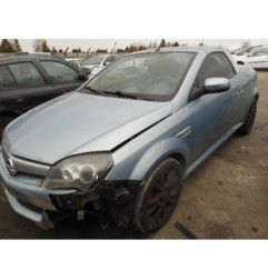 Malle/Hayon arriere OPEL TIGRA 2