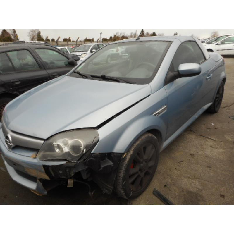 Malle/Hayon arriere OPEL TIGRA 2 Photo n°5