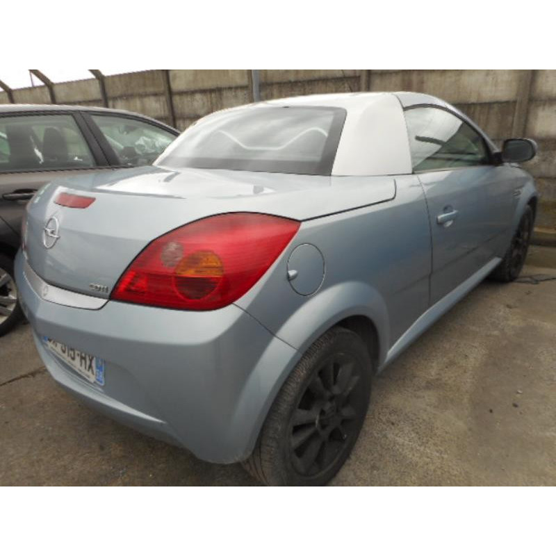 Malle/Hayon arriere OPEL TIGRA 2 Photo n°8