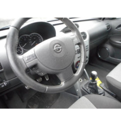Malle/Hayon arriere OPEL TIGRA 2