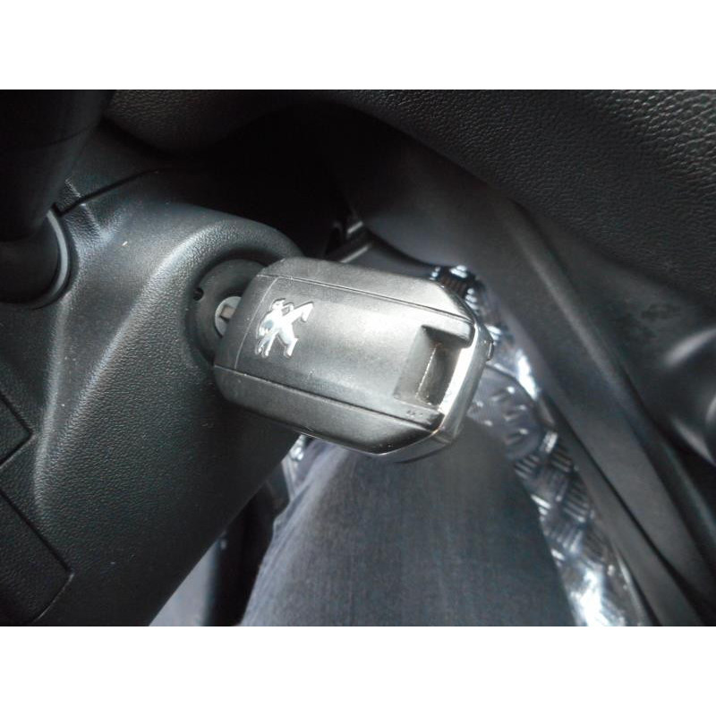 Bras essuie glace avant droit PEUGEOT 208 1 Photo n°8