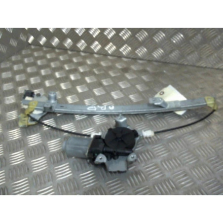 Leve vitre electrique arriere droit NISSAN PRIMERA 3 Photo n°1