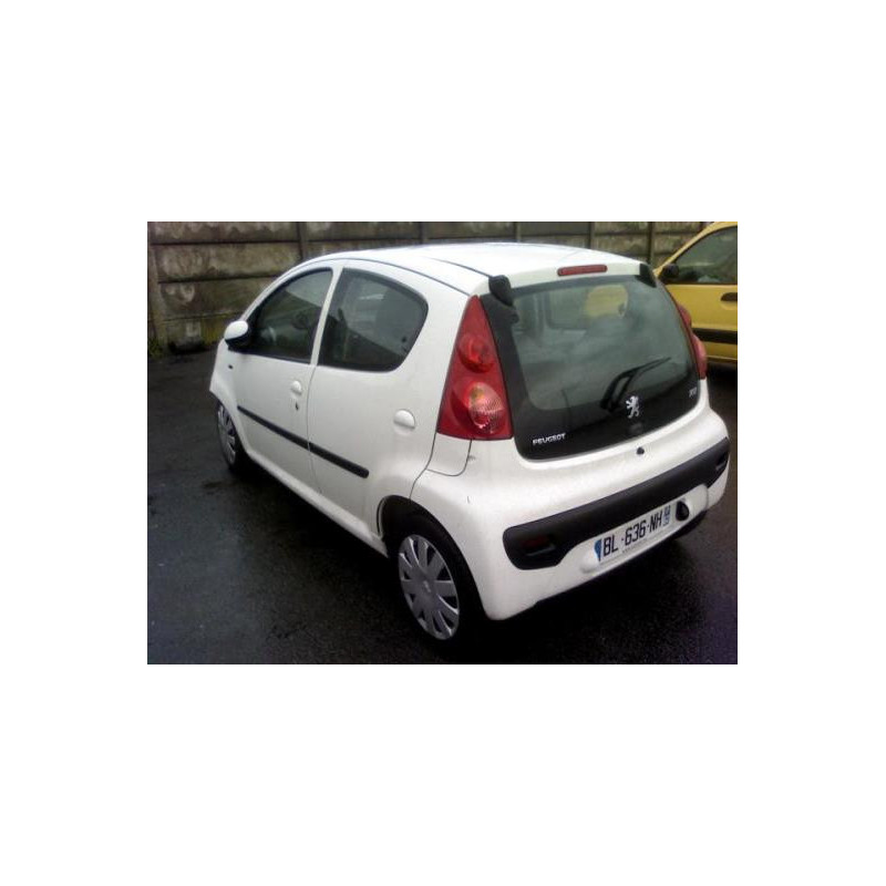 Trappe d'essence PEUGEOT 107 Photo n°6