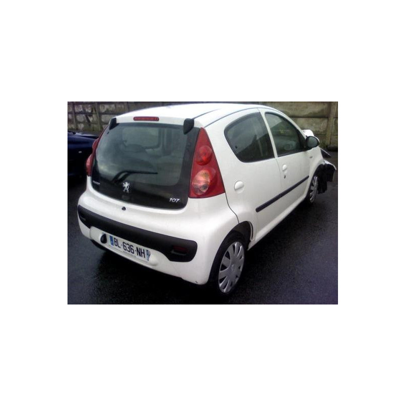 Trappe d'essence PEUGEOT 107 Photo n°7