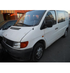 Optique avant secondaire droit (feux)(clignotant) MERCEDES VITO 638