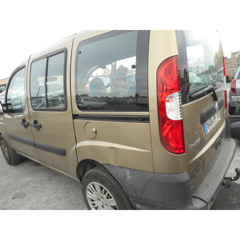 Porte laterale gauche FIAT DOBLO 1 Photo n°10