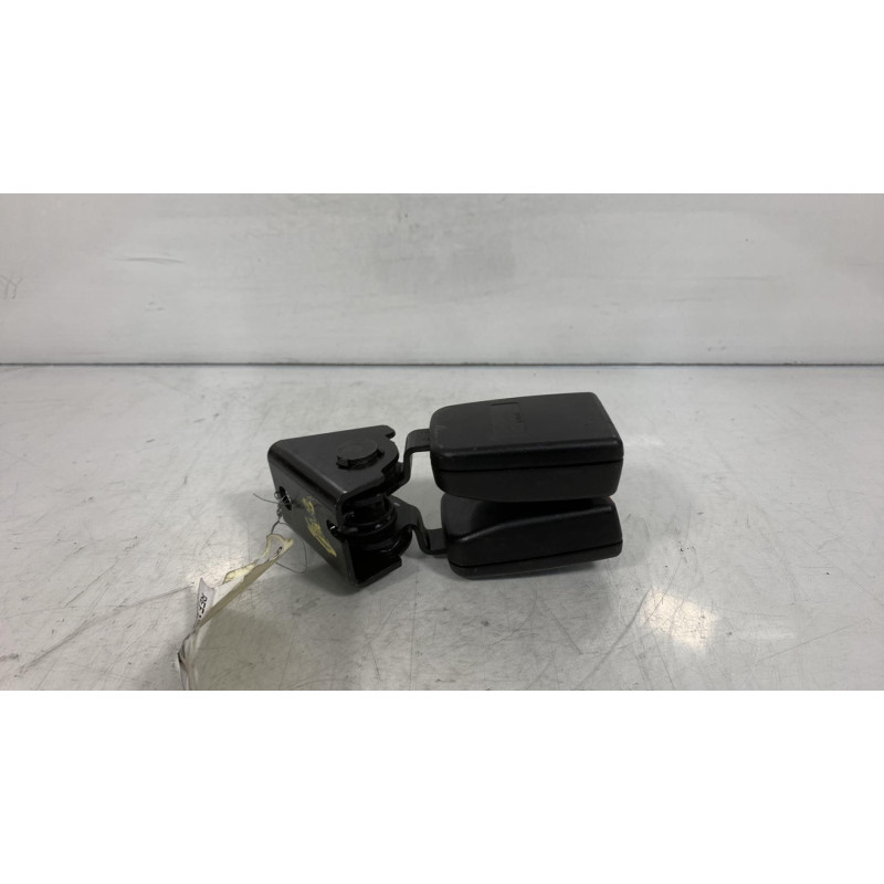Attache ceinture arriere centrale MINI MINI 1 R50/R53 Photo n°3
