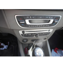 Bras essuie glace avant droit RENAULT MEGANE 3