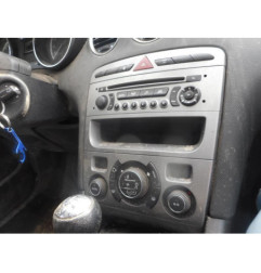 Vitre avant droit PEUGEOT 308 1