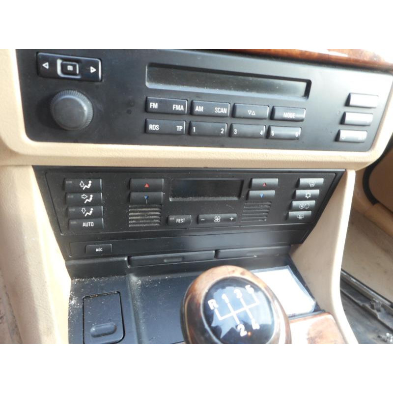 Poignee interieur arriere droit BMW SERIE 5 E39 Photo n°9