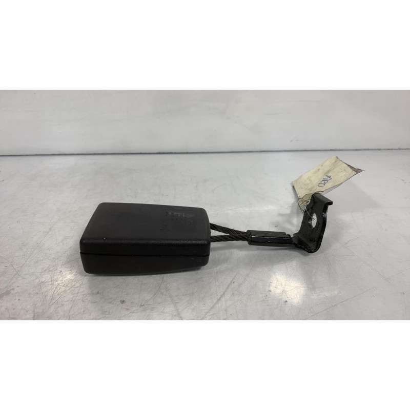 Attache ceinture arriere droit OPEL ASTRA H Photo n°2