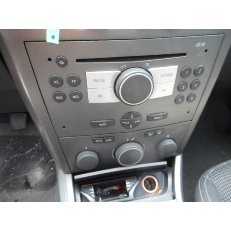 Ceinture arriere droit OPEL ASTRA H Photo n°10