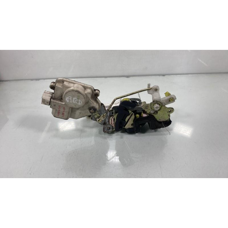 Serrure arriere droit HYUNDAI ELANTRA 1 Photo n°1