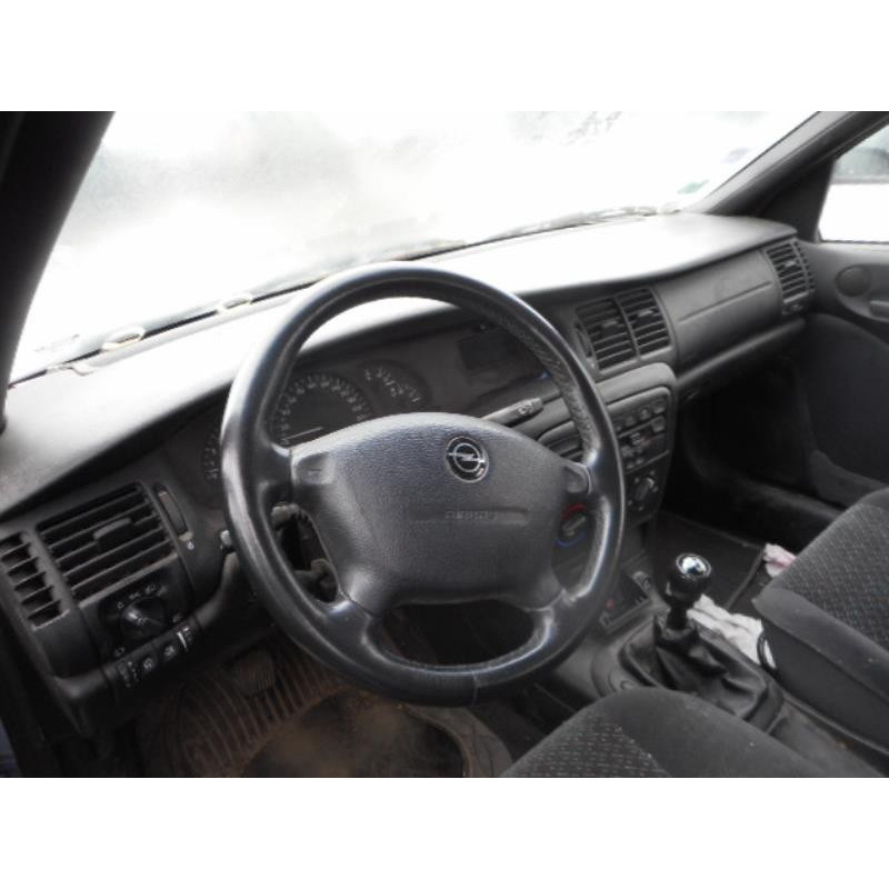 Capot OPEL VECTRA B Photo n°8