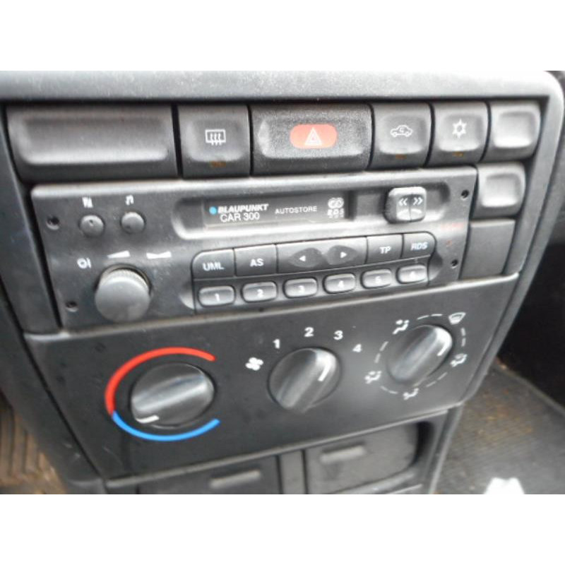 Capot OPEL VECTRA B Photo n°9