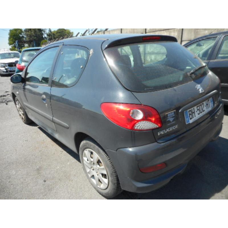 Pompe de direction PEUGEOT 206+ Photo n°8