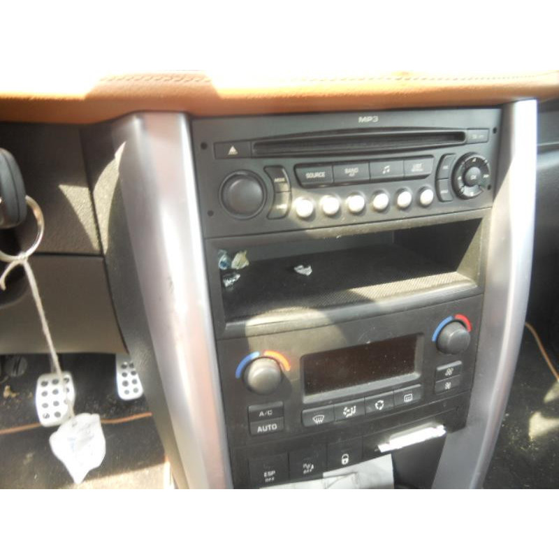 Ceinture arriere droit PEUGEOT 207 Photo n°11