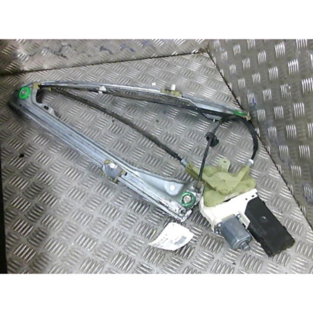 Leve vitre electrique avant gauche RENAULT LAGUNA 3 Photo n°1