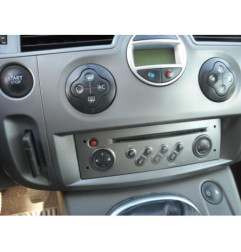 Poignee porte avant gauche RENAULT SCENIC 2