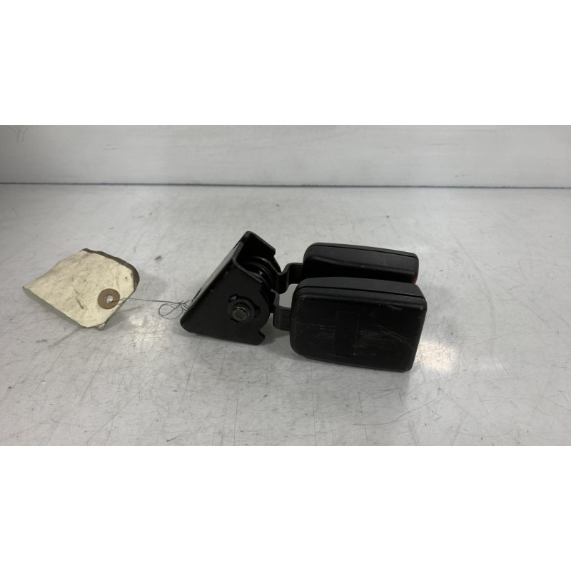Attache ceinture arriere centrale MINI MINI 1 R50/R53 Photo n°3