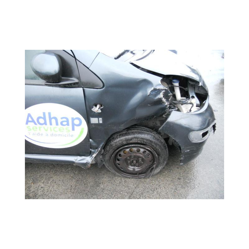 Serrure avant gauche TOYOTA AYGO 1 Photo n°6