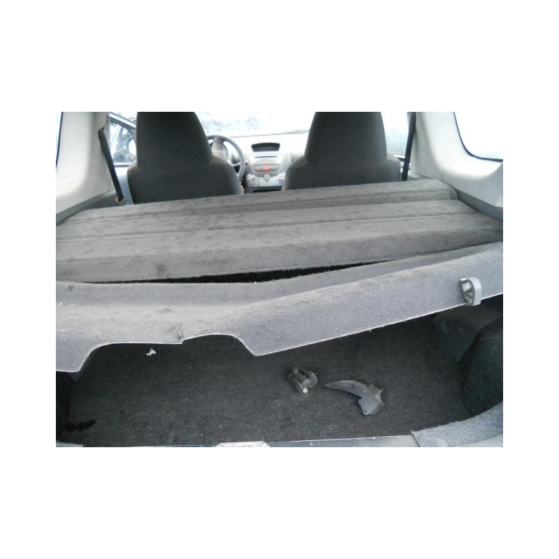 Serrure avant gauche TOYOTA AYGO 1 Photo n°9