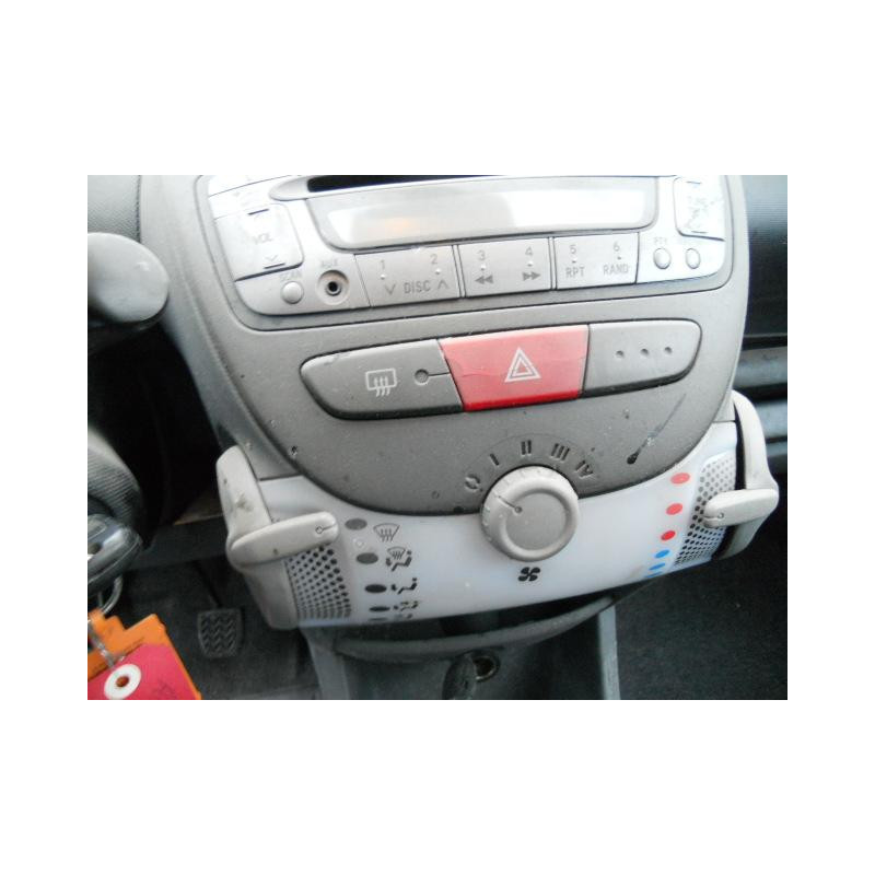 Serrure avant gauche TOYOTA AYGO 1 Photo n°11