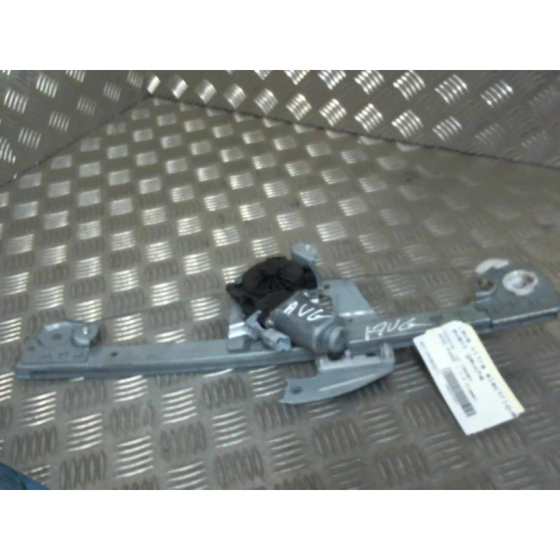 Leve vitre electrique avant gauche TOYOTA AYGO 1 Photo n°1