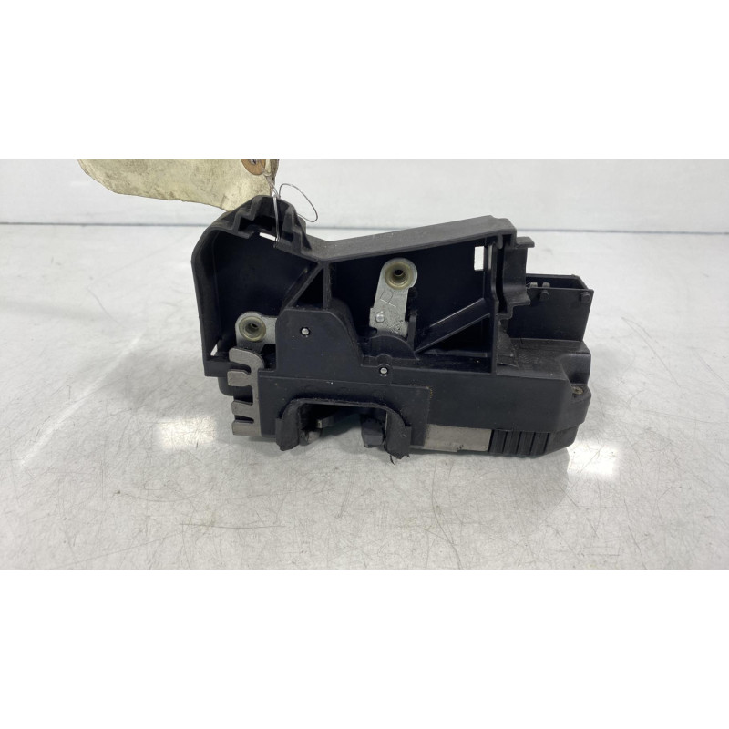 Serrure avant droit RENAULT TRAFIC 2 Photo n°3
