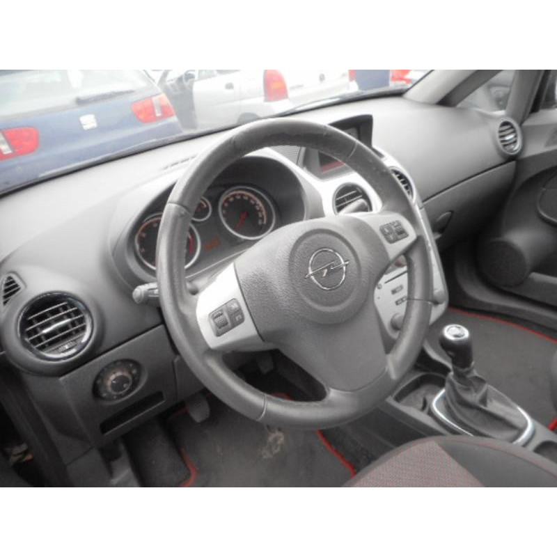 Ceinture arriere droit OPEL CORSA D Photo n°9
